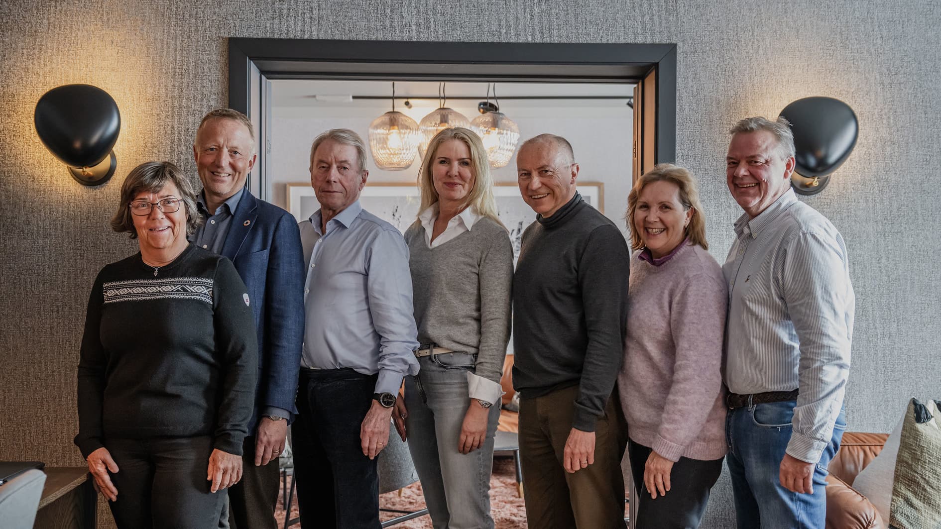 Styret i Skift bestående av Turid Grotmoll, Harald Nikolaisen, Jens Ulltveit-Moe, Marianne Bergman Røren, Christian Rynning-Tønnesen, Grethe Bergly, Odd Arild Grefstad. Foto: Skift/Ragnhild Utne
